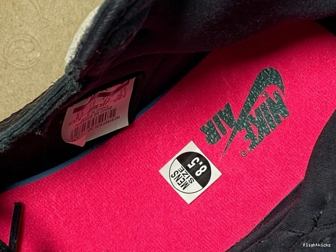 Tint Retro Air 1 Black High Crimson Jordan 555088-081 1119